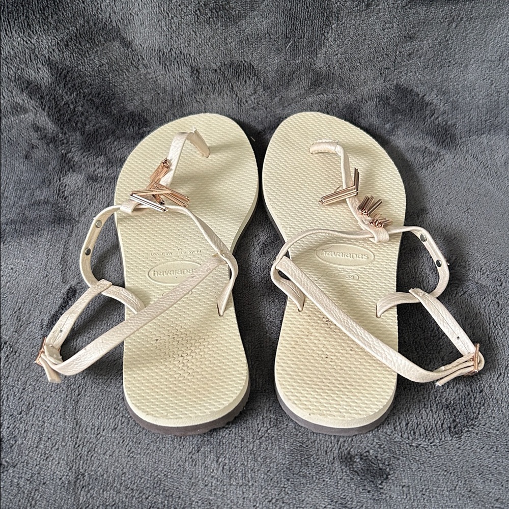 Havaianas Cream Strappy Sandals